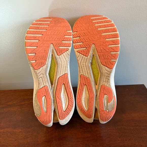 Hoka Mach X Athletic Shoes Size 9 - Picture 3 of 4